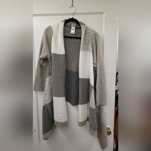 Chico's Beige and Gray Colorblock Cardigan Size 2/L NWOT